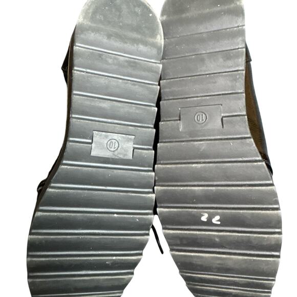 Chinese Laundry Women’s Black Tan Trim Platform Oxford Shoes 10 M Academia Prepp - Picture 12 of 13